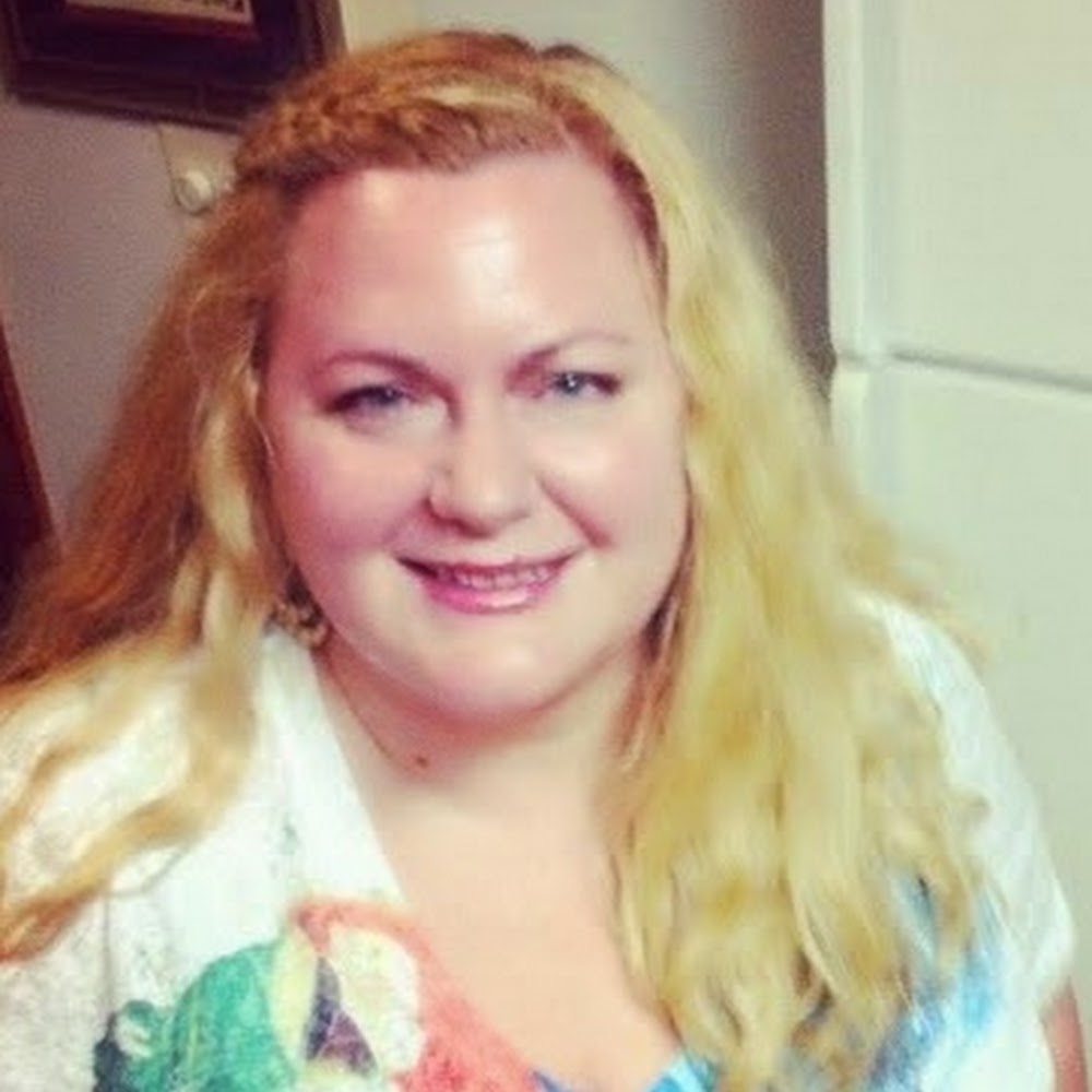 Meet your Posher, Gina